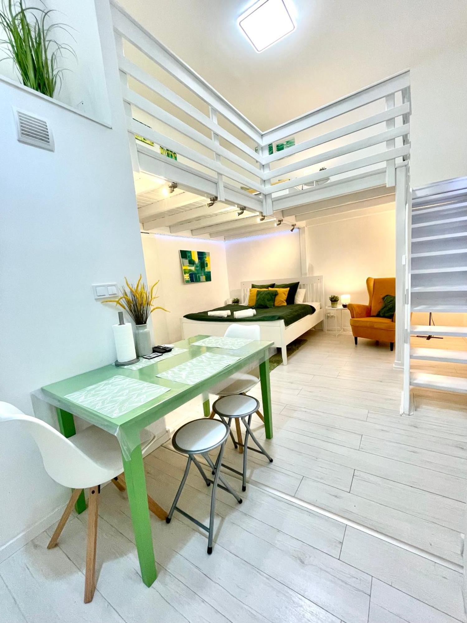 Teresian Apartment Near The Andrassy Street Free Air Conditioner Free Coffee Budapesta Exterior foto