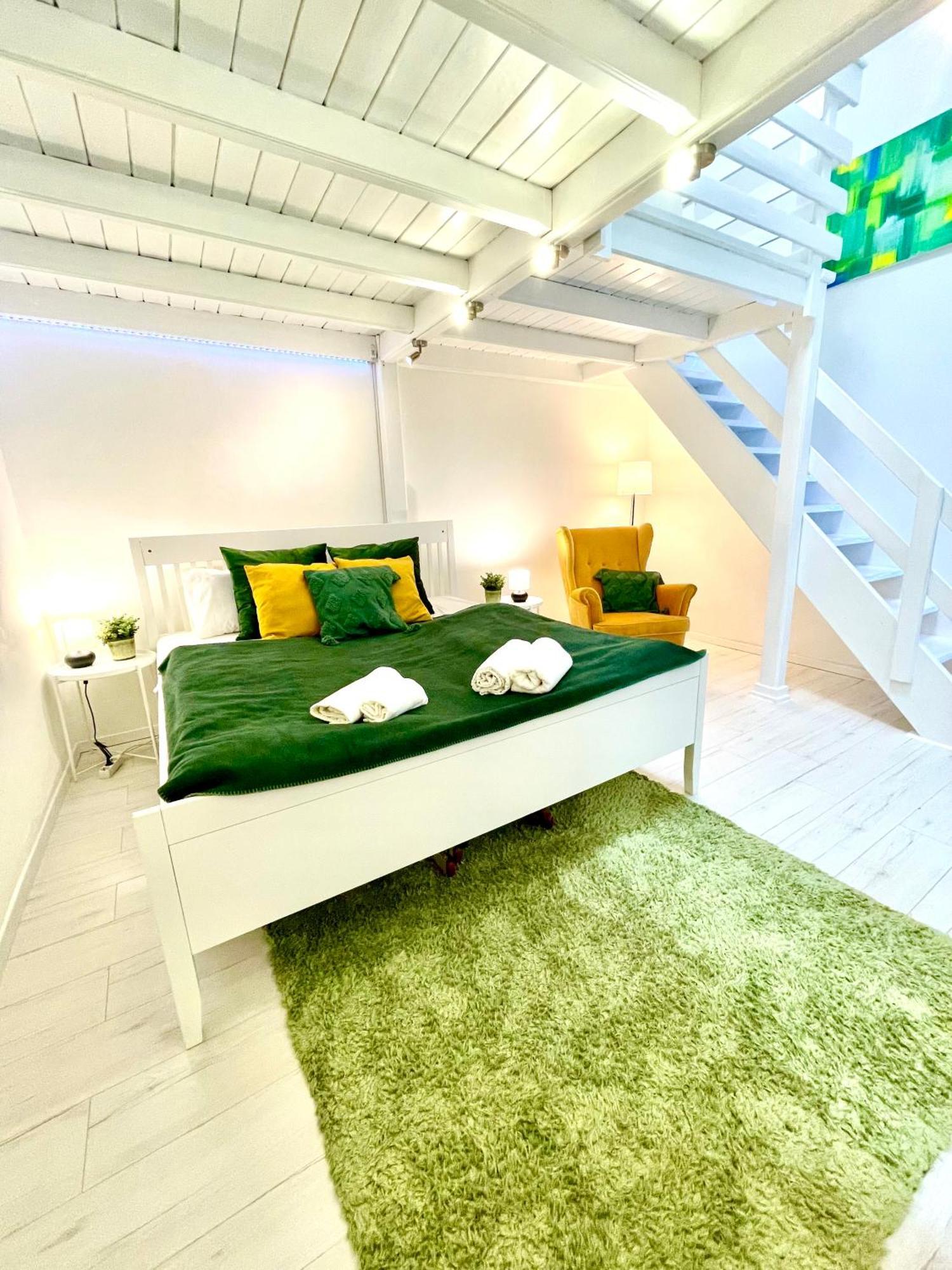 Teresian Apartment Near The Andrassy Street Free Air Conditioner Free Coffee Budapesta Exterior foto