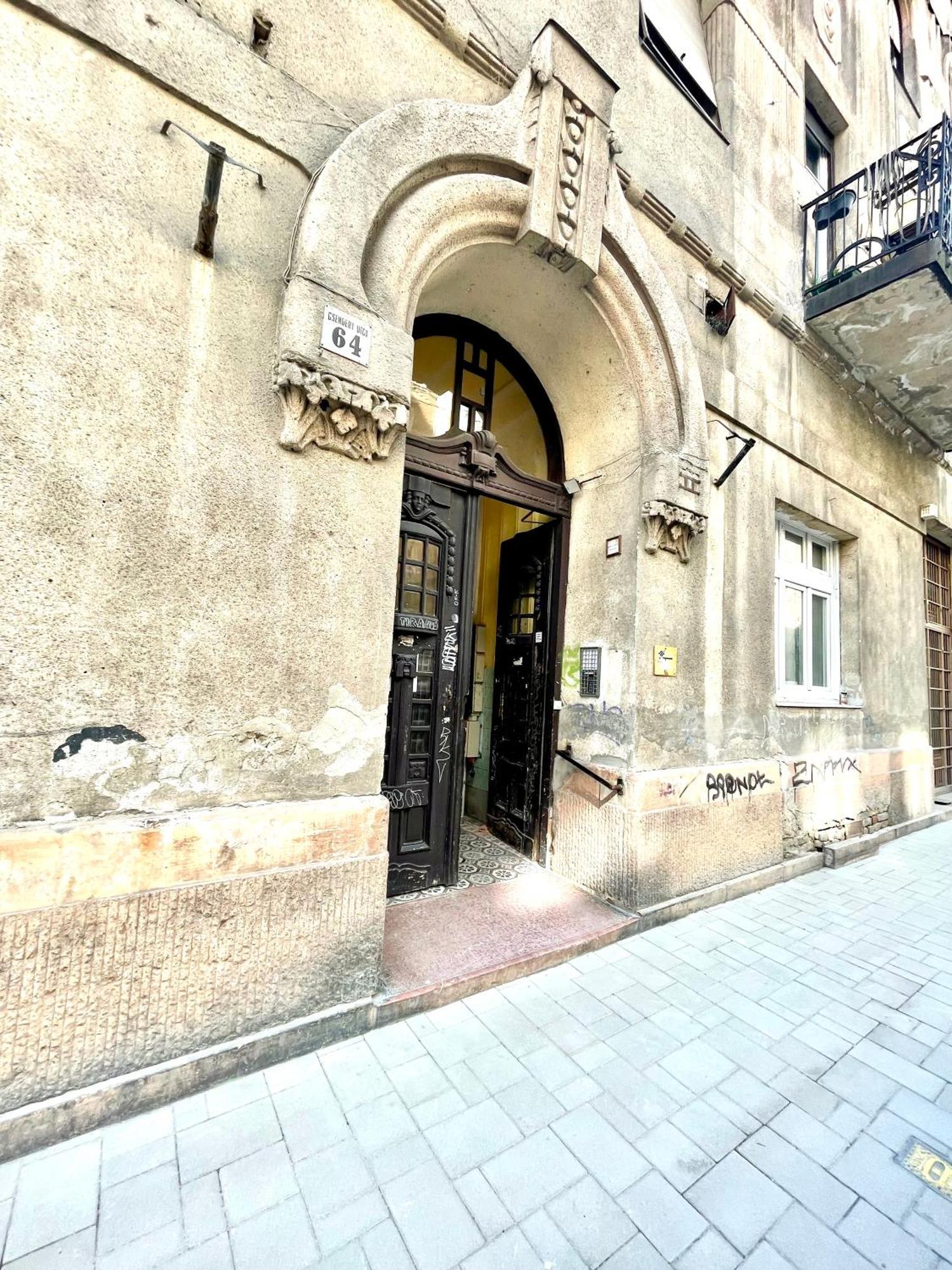 Teresian Apartment Near The Andrassy Street Free Air Conditioner Free Coffee Budapesta Exterior foto